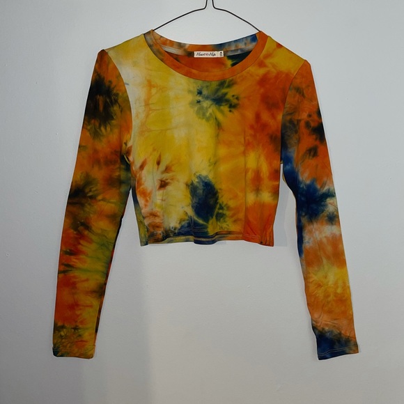 Heart & Hips Crop Top - Picture 5 of 7